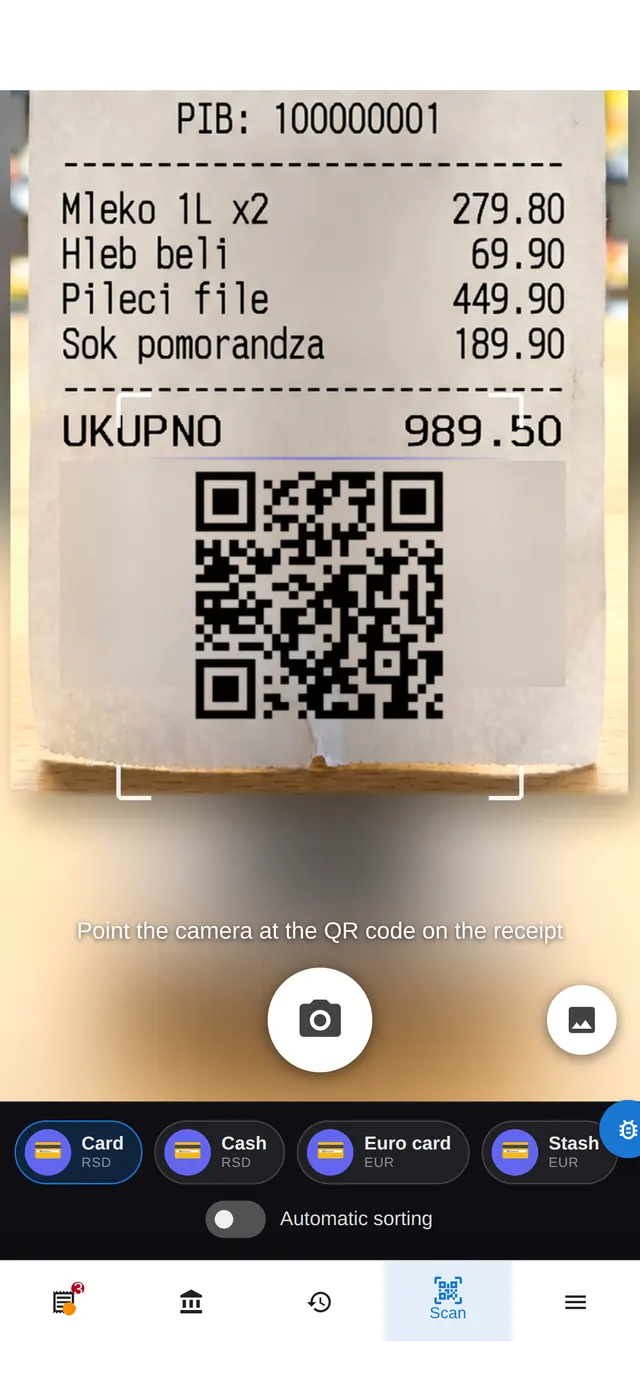 VotaWallet screen: scanning the QR code of a receipt